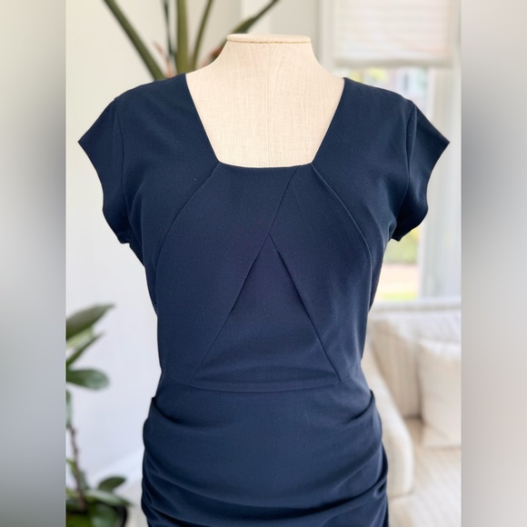 BCBG Max Azria Women's Joana Cap Sleeve Navy Dress - size 4 - Picture 2 of 9